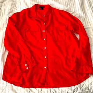 GAP Boyfriend Fit Button Down Shirt